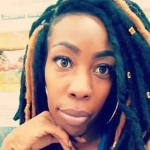 Meet your Posher, Kay